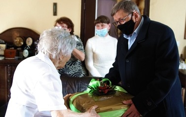 100 lat pani wiesławy - zdj 3