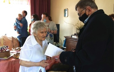 100 lat pani wiesławy - zdj 4