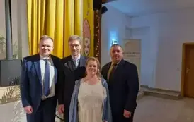 29a249f3-6a3d-4c01-8fad-fee428343785