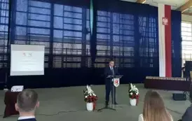 Dziś w Szkole Podstawowej nr 4 odbyły się obchody 35-lecia Samorządu Terytorialnego! 16