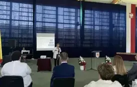 Dziś w Szkole Podstawowej nr 4 odbyły się obchody 35-lecia Samorządu Terytorialnego! 29