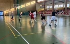 e1219710-39b2-48a8-9435-62538cf40363