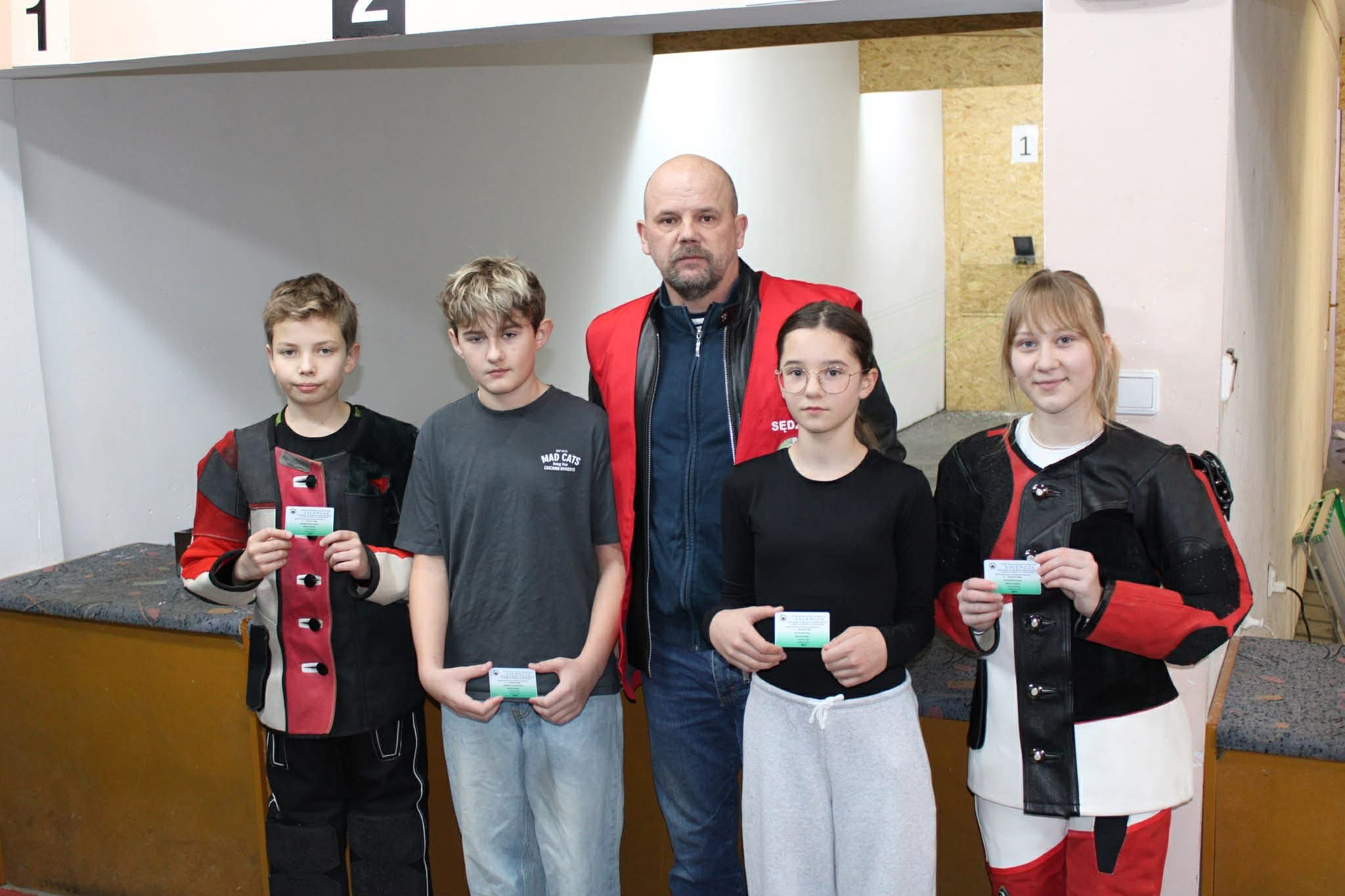 df0ef848-55de-4fe4-96e5-cb7ea953e43b