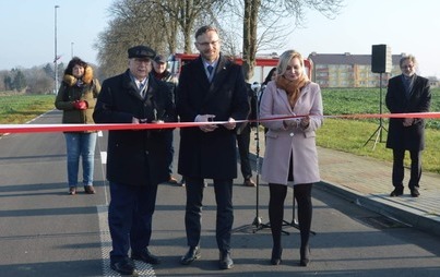 Zdjęcie do Oficjalne otwarcie drogi w Barkowie