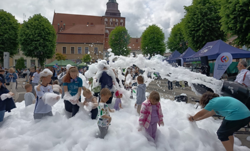 Zdjęcie do Dzień Dziecka na Placu Zwycięstwa pełen uśmiechu i atrakcji